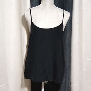 ❤ Black spaghetti strap camisole ❤